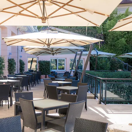 Grand Bristol Resort, By R Collection 拉帕洛