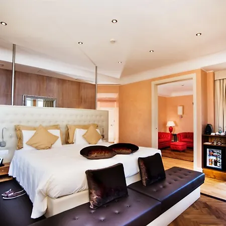 ホテル Grand Bristol Resort, By R Collection 5*
