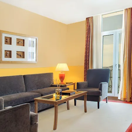 Отель Grand Bristol Resort, By R Collection