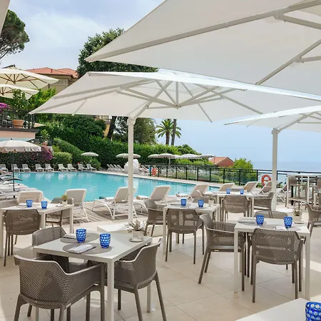 Grand Bristol Resort, By R Collection Hotel