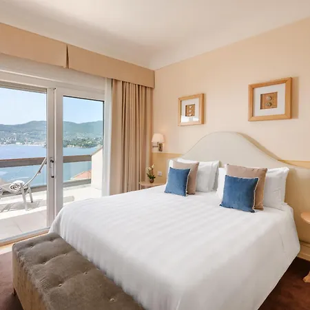 酒店 Grand Bristol Resort, By R Collection 5*