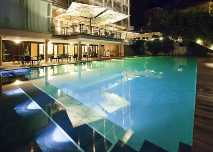 מלון Grand Bristol Resort, By R Collection