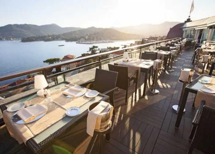 Grand Bristol Resort, By R Collection מלון 5*