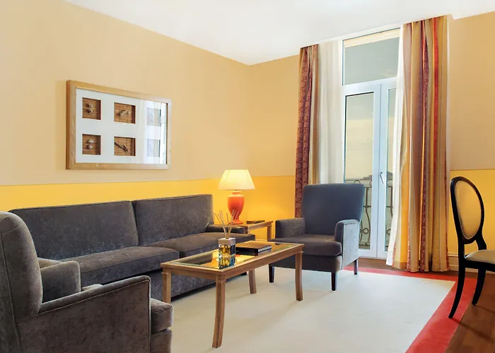 מלון Grand Bristol Resort, By R Collection