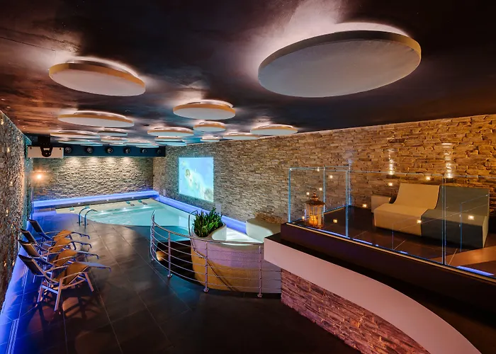 Grand Bristol Resort, By R Collection מלון 5*