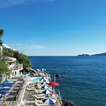 Grand Bristol Resort, By R Collection Ραπάλο