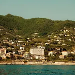 Grand Bristol Resort, By R Collection Ραπάλο