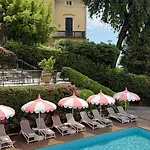 Grand Bristol Resort, By R Collection ホテル ラッパロ