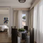 Grand Bristol Resort, By R Collection ホテル 5*