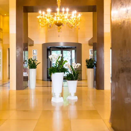 Grand Bristol Resort, By R Collection Hotel 5*