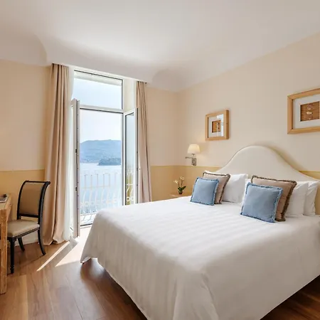 Grand Bristol Resort, By R Collection 호텔 5*