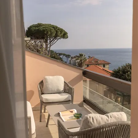 Grand Bristol Resort, By R Collection